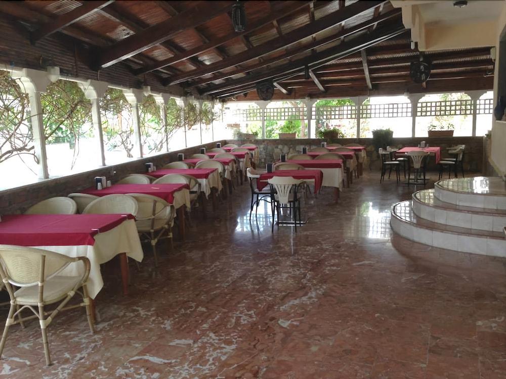 Besik Hotel Fethiye Ngoại thất bức ảnh