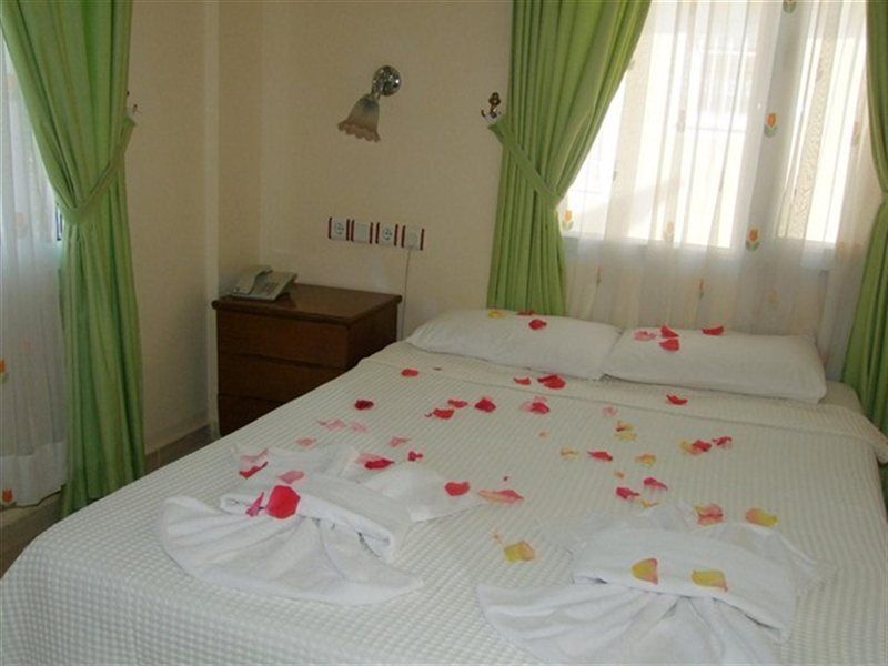 Besik Hotel Fethiye Ngoại thất bức ảnh